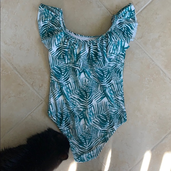 Off the Shoulder One Piece Swimsuit - Picture 3 of 4
